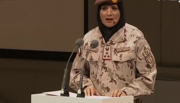 عائشہ الدہری نے طویل عرصے سے فوج میں خواتین کی اہمیت کی بات کی ہے