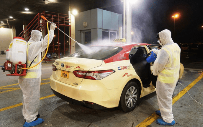 متحدہ عرب امارات نے ٹرینوں، ٹیکسیوں، بسوں، ٹرام اور طیاروں کو سٹریلائیز کیا