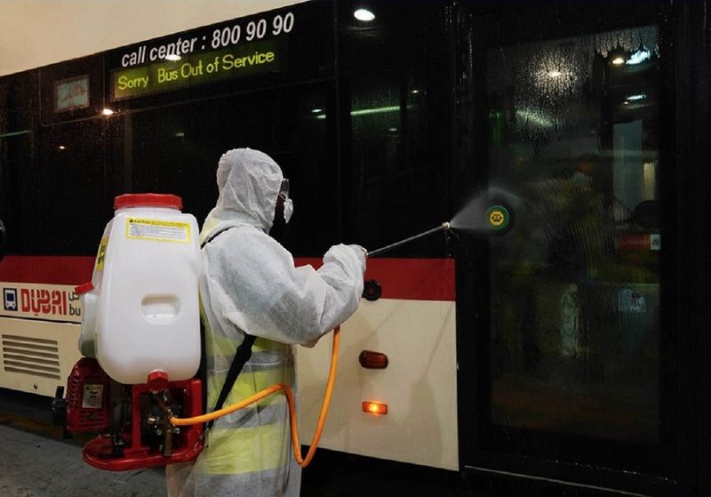 متحدہ عرب امارات نے ٹرینوں، ٹیکسیوں، بسوں، ٹرام اور طیاروں کو سٹریلائیز کیا