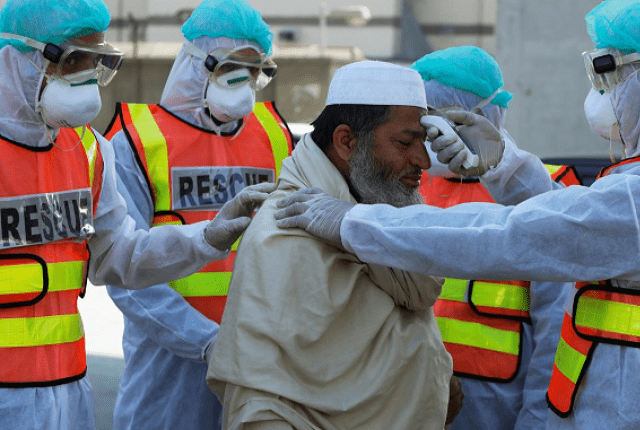 پاکستان میں پچھلے روز کورونا وائرس کے تین کیسز کی اطلاع، متاثرہ افراد کی تعداد 31 ہوگئی