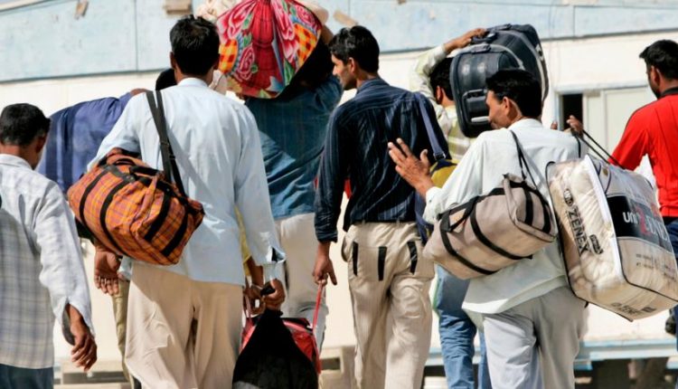 پاکستان نے اپنے شہریوں کی وطن واپسی کیلیے امارات سے مزید 21 خصوصی پروازیں چلانے کا اعلان کر دیا