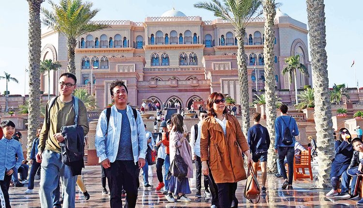 ابوظہبی میں سیاحت کے شعبے کے لئے محرک پیکجز زیربحث ہیں