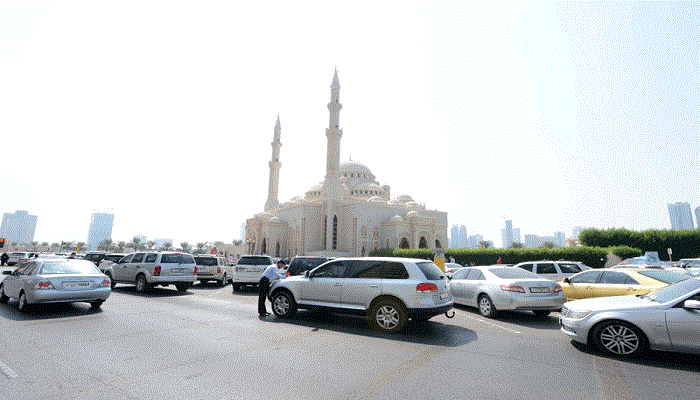 کل دبئی میں 770 مساجد نمازیوں کے استقبال کے لئے تیار ہیں