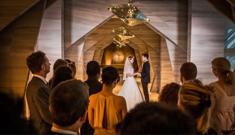 دبئی جلد ہی شادیوں اور لائیو کنسرٹس کیلیے اجازت دے گا