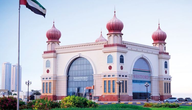 ویسٹ فورڈ یونیورسٹی کالج، مقامی مطالعہ لیکن عالمی تجربہ حاصل کریں