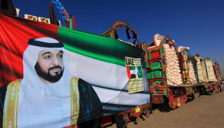 امارات پاکستان کے سیلاب زدہ علاقوں کو 4 ملین درہم کی فوری امداد بھیج رہا ہے