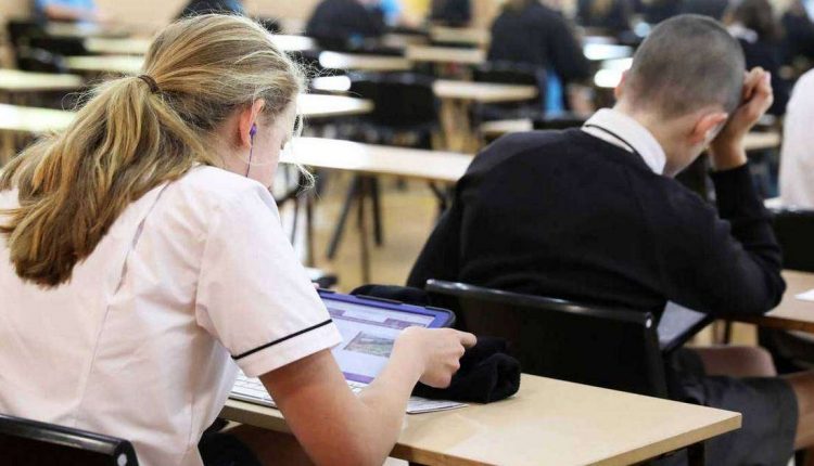 امارات کے اسکول نئے عام امتحانات کیلیے ہر طرح سے تیار ہیں