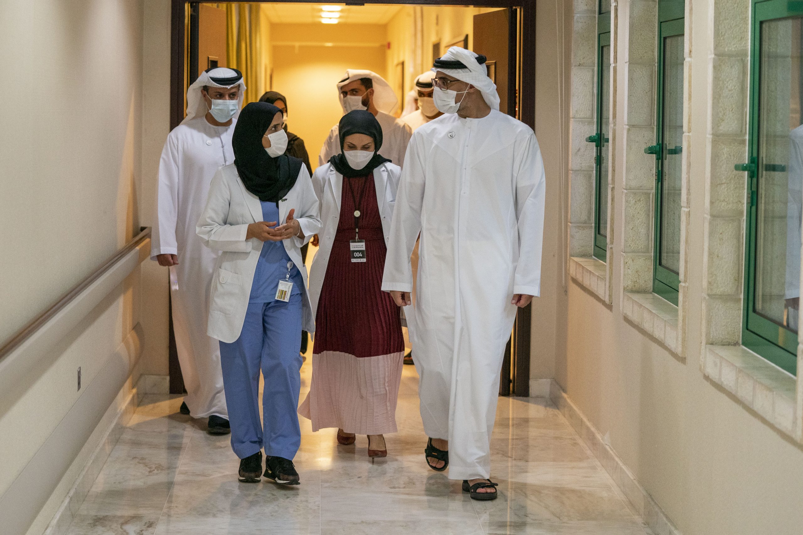 شیخ خالد بن محمد بن زید نے بھی کوویڈ 19 ویکسین لگائی گئی