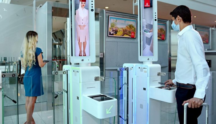 امارات نے کانٹیکٹ لیس ائیرپورٹ کا تجربہ شروع کیا