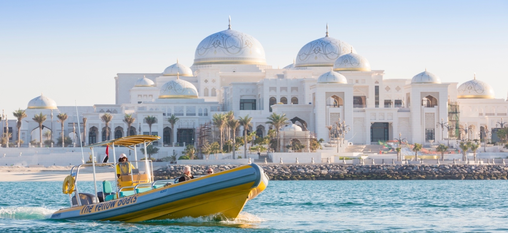 اماراتی محل قصر الوطن کے دروازے منگل سے سیاحوں کیلیے دوبارہ کھولے جارہے ہیں