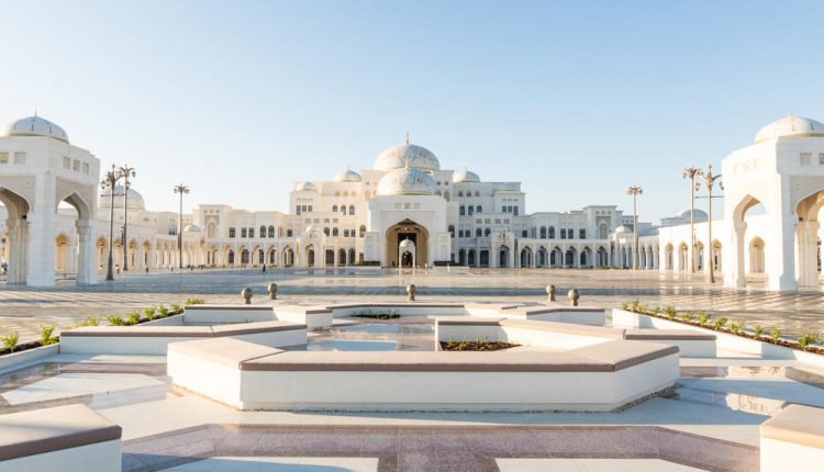 اماراتی محل قصر الوطن کے دروازے منگل سے سیاحوں کیلیے دوبارہ کھولے جارہے ہیں