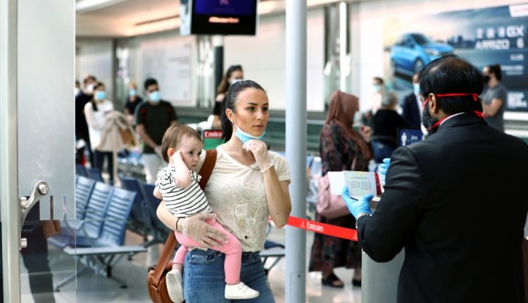 جو دبئی کے رہائشی نہیں، انکو واپس آنے کیلیے آئی سی اے کی منظوری لازمی ہے