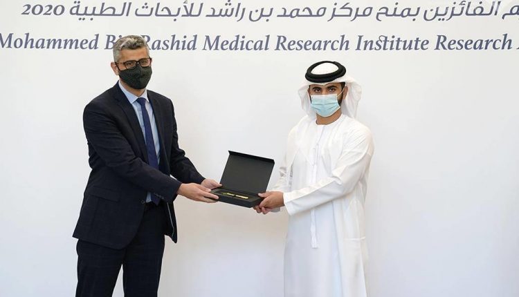پانچ اماراتی سائنسدانوں نے کوویڈ ۔19 ریسرچ کیلیے 2.5 ملین درہم کی گرانٹ حاصل کی