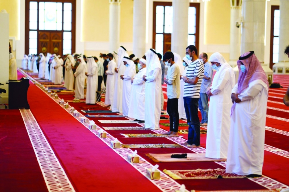 امارات میں صدر شیخ خلیفہ کی اپیل پر بارش کیلیے صلوٰ الاستسقاء کا انعقاد کیا گیا