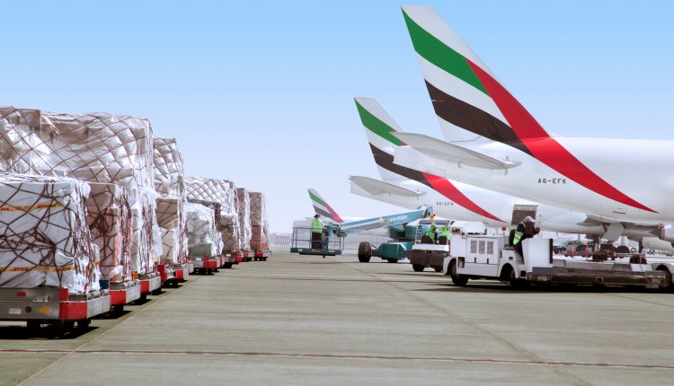 امارات کے قومی دن کی ایڈوائزری نے کوویڈ ۔19 ویکسین کی تقسیم کے منصوبے کا اعلان کیا۔