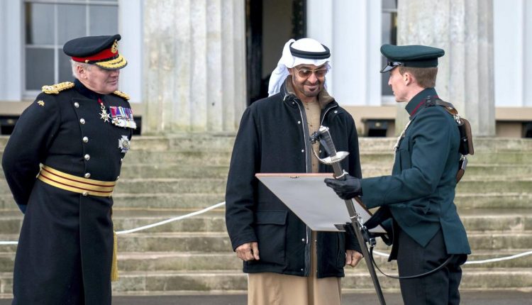 برطانوی ملٹری اکیڈمی جو عرب شاہوں کو تربیت دیتی ہے