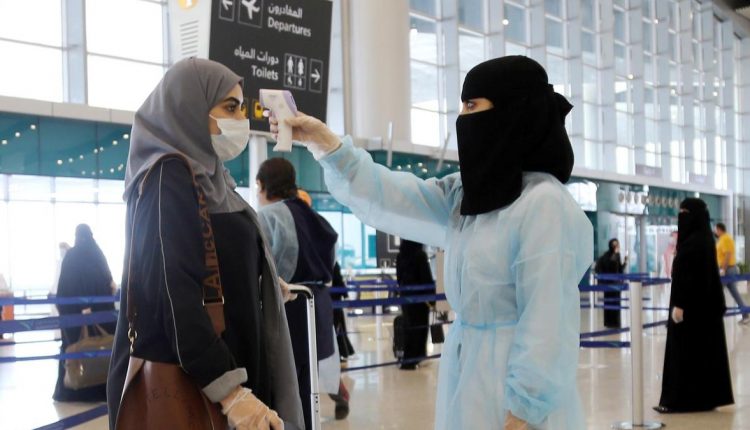 Saudi Arabia lifts entry ban but keeps some restrictions